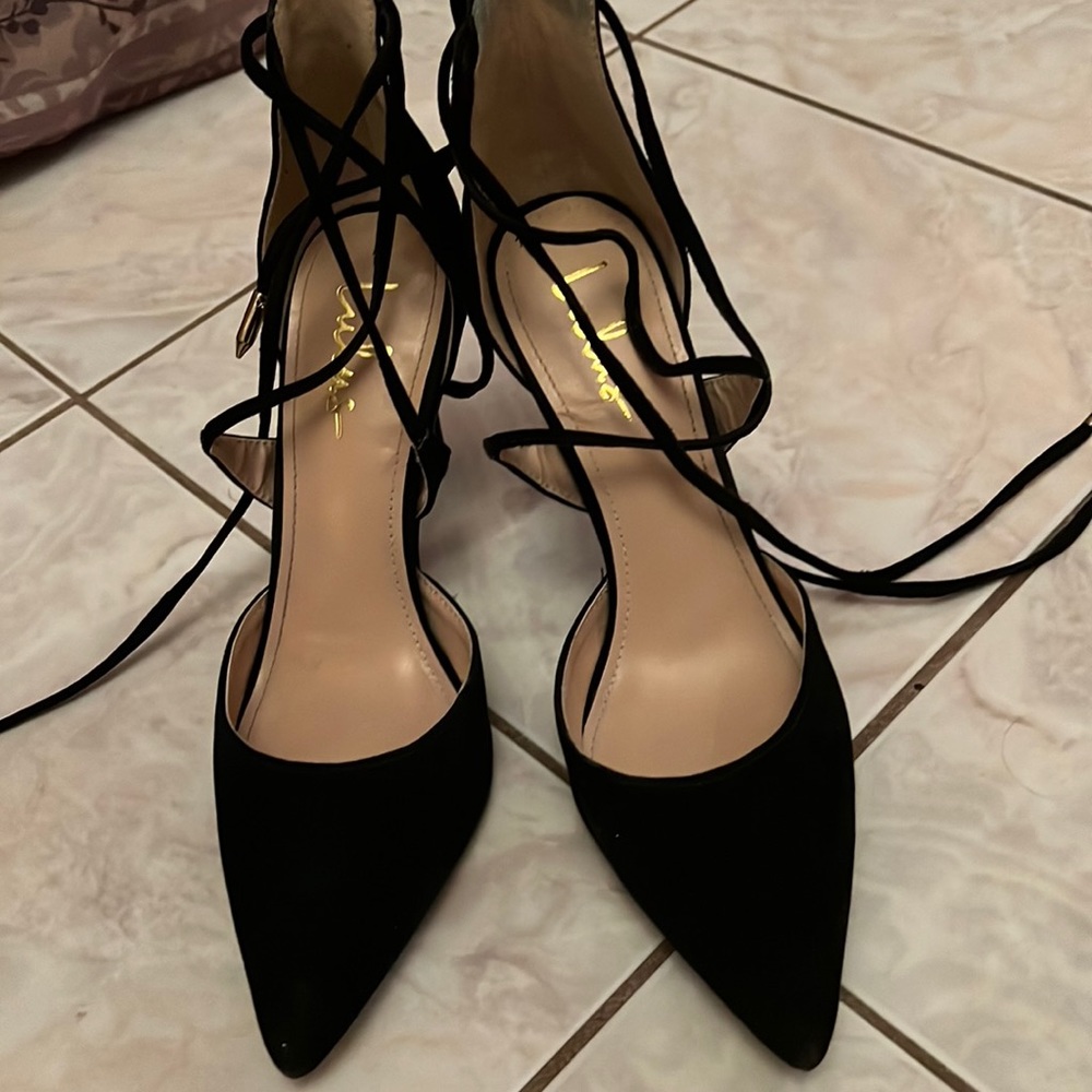 Lulus Strappy shoes used